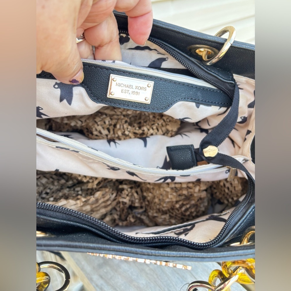 Michael Kors Bag - Picture 6 of 11
